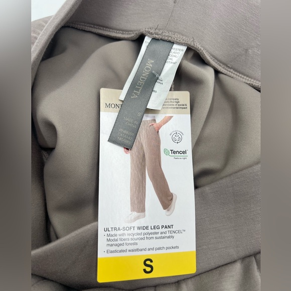 Women’s Mondetta wide leg scuba material pants size S color Tan. Waist 13 - Picture 8 of 8
